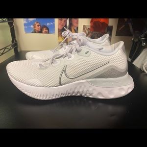 White Nike renew sneakers